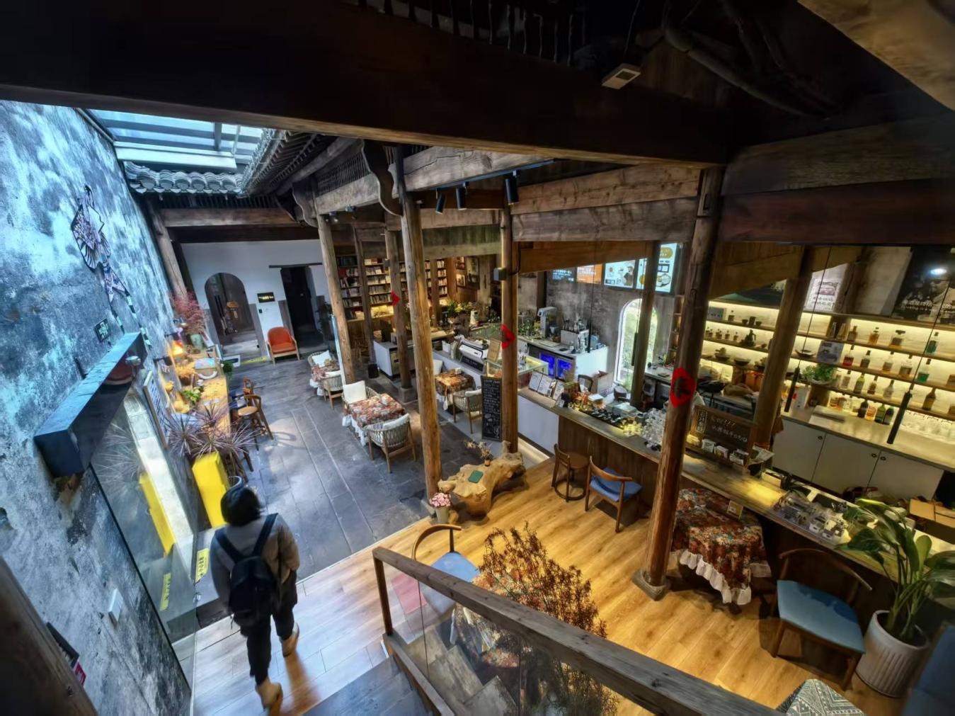 聚焦文化傳承與項(xiàng)目創(chuàng)新，華誼兄弟赴黃山市開展合作考察